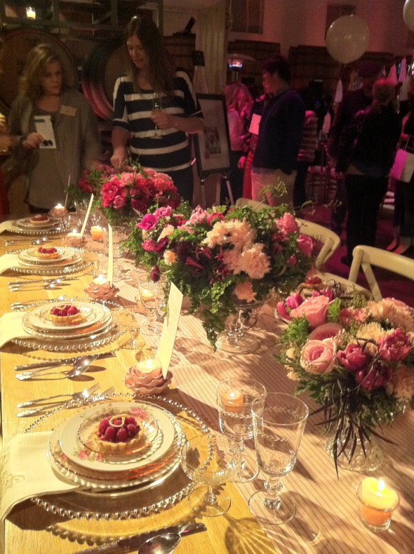 Pink tablescape at The Lab wedding show